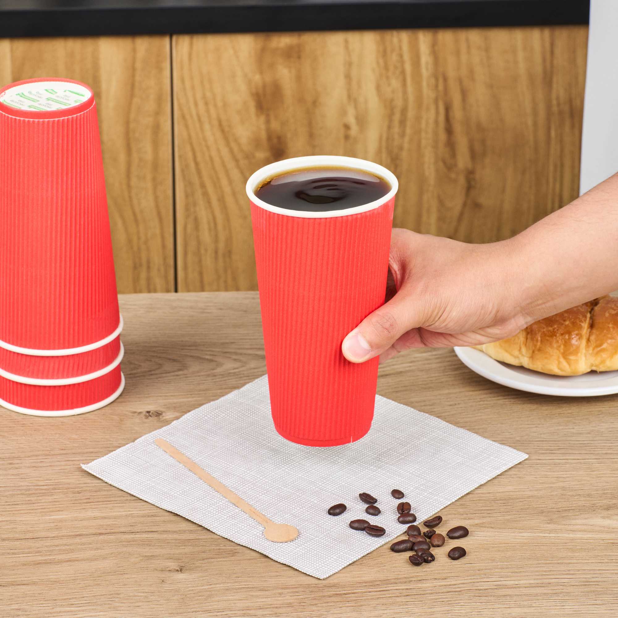 Restpresso 20 oz Red Paper Coffee Cup - Ripple Wall - 3 1/2" x 3 1/2" x 6 1/4" - 250 count box