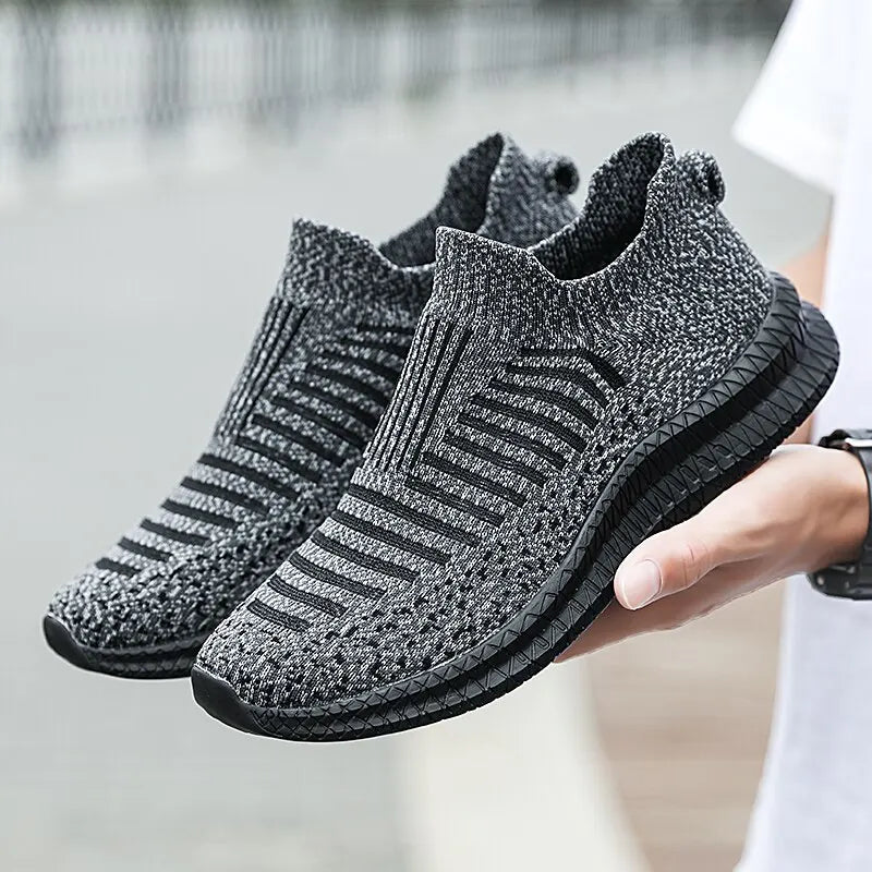 Lightweight and Breathable  Men s Running Shoes
